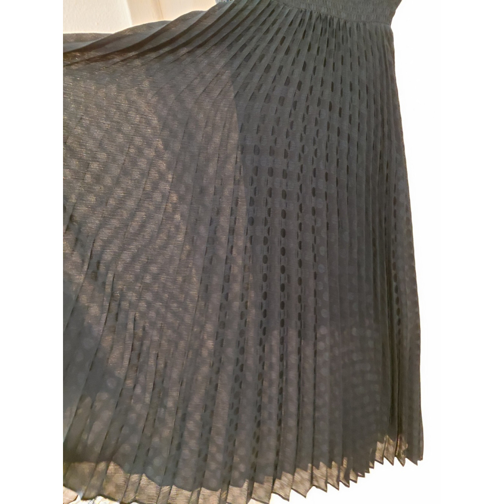 Max Studio Women’s Dress Navy Blue Short Sleeve V-Neck Tiered Ruffle Size M - Picture 4 of 5
